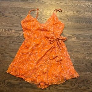 Orange dress romper lush size small cute speckles tie bow skirt